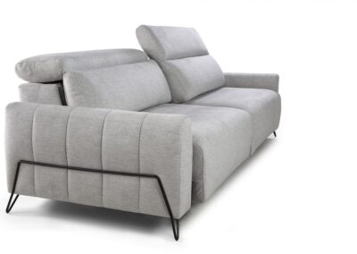 sofa modelo astun con cabecero abierto